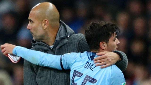 到球场表现 到球场表现