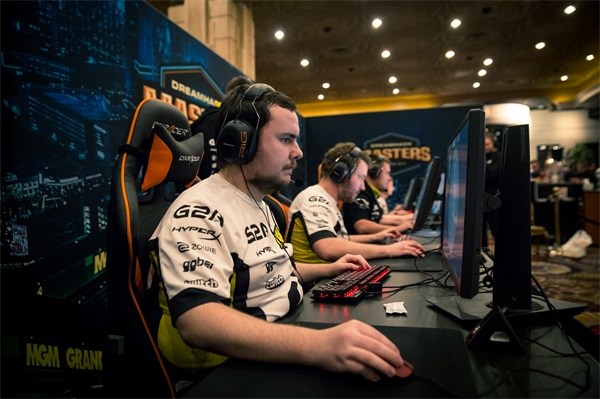 在漫长的赛 在漫长的赛